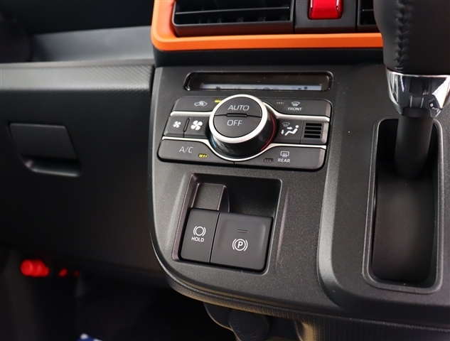 ダイハツ タント ６６０ ファンクロスターボ R7年 (関東) 99