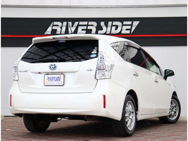 トヨタ プリウスΑ １．８ Ｇ H23年 (関東) 99