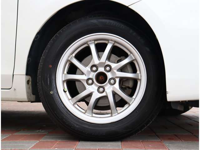 トヨタ プリウスΑ １．８ Ｇ H23年 (関東) 99