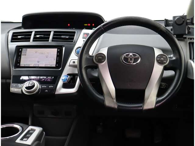 トヨタ プリウスΑ １．８ Ｇ H23年 (関東) 99