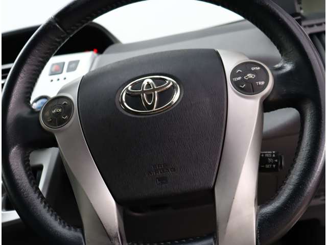 トヨタ プリウスΑ １．８ Ｇ H23年 (関東) 99
