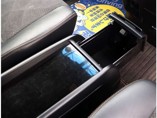 トヨタ エスティマ ２．４ アエラス プレミアム H28年 (関東) 99