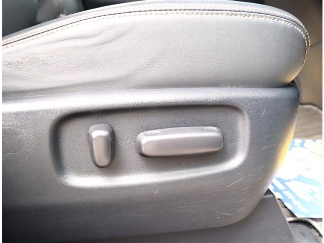 トヨタ エスティマ ２．４ アエラス プレミアム H28年 (関東) 99