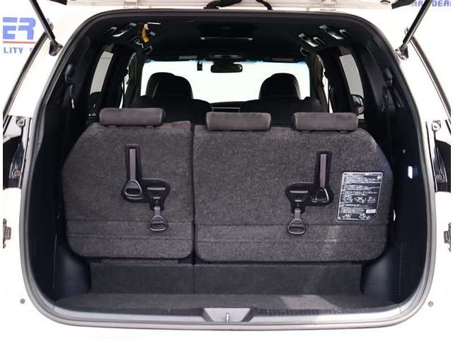 トヨタ エスティマ ２．４ アエラス プレミアム H28年 (関東) 99