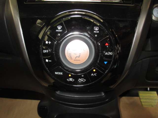 日産 ノート １．２ Ｅ－ＰＯＷＥＲ ＡＵＴＥＣＨ R2年 (九州・沖縄) 99
