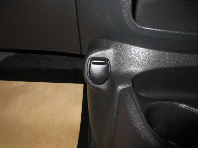 日産 ノート １．２ Ｅ－ＰＯＷＥＲ ＡＵＴＥＣＨ R2年 (九州・沖縄) 99