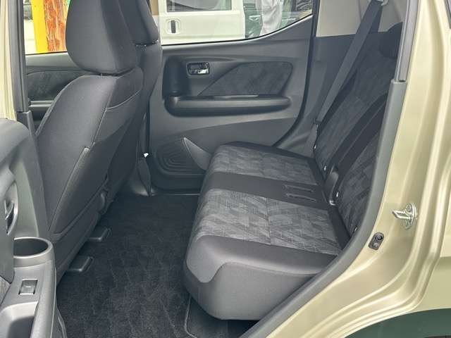 三菱 ｅＫクロス　ＥＶ Ｐ R5年 (東海) 99