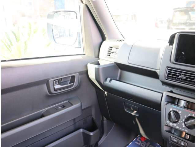 ダイハツ ハイゼットカーゴ ６６０ クルーズターボ R7年 (関東) 99