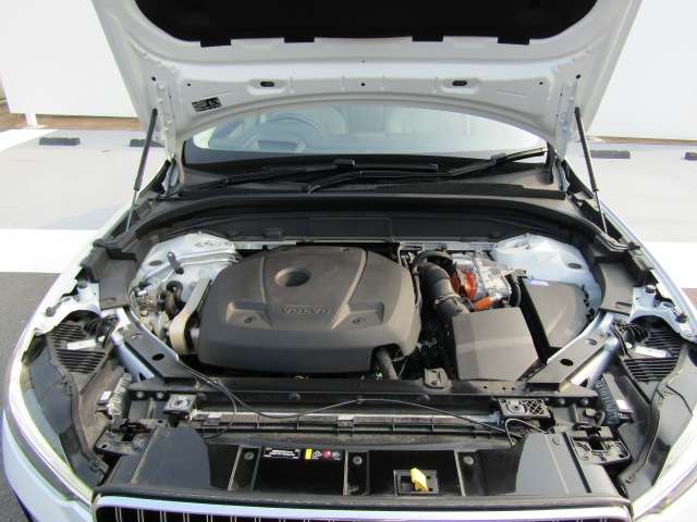 ボルボ ＸＣ６０ リチャージ プラグインハイブリッドＴ６ ＡＷＤインスクリプション ４ＷＤ R4年 (四国) 99