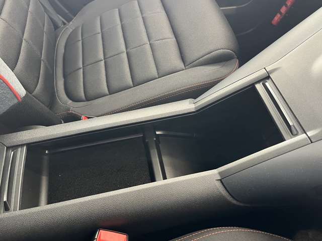 シトロエン ベルランゴ マックス ＸＴＲ ブルーＨＤＩ ローンチ エディション ディーゼルターボ R7年 (東北) 99