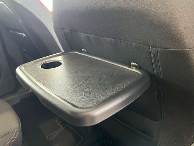 シトロエン ベルランゴ マックス ＸＴＲ ブルーＨＤＩ ローンチ エディション ディーゼルターボ R7年 (東北) 99