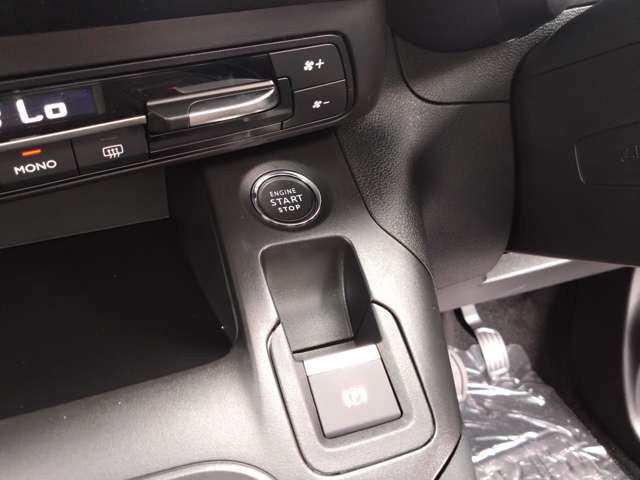 シトロエン ベルランゴ マックス ＸＴＲ ブルーＨＤＩ ローンチ エディション ディーゼルターボ R7年 (東北) 99