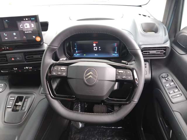 シトロエン ベルランゴ マックス ＸＴＲ ブルーＨＤＩ ローンチ エディション ディーゼルターボ R7年 (東北) 99