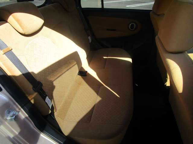 ダイハツ ミラジーノ ６６０ プレミアムＬ H20年 (中国) 99