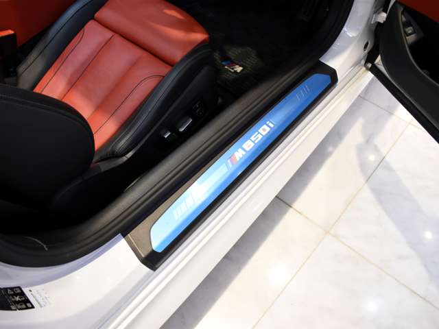 ＢＭＷ ８シリーズ Ｍ８５０Ｉ Ｘドライブ ４ＷＤ R1年 (関東) 99