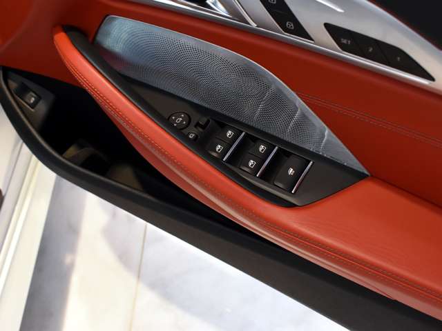 ＢＭＷ ８シリーズ Ｍ８５０Ｉ Ｘドライブ ４ＷＤ R1年 (関東) 99