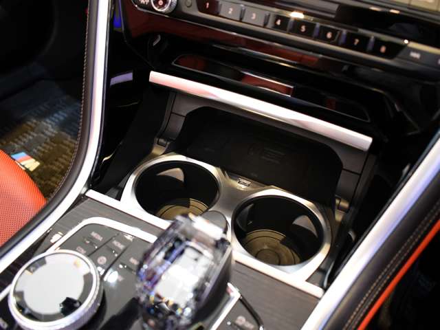 ＢＭＷ ８シリーズ Ｍ８５０Ｉ Ｘドライブ ４ＷＤ R1年 (関東) 99