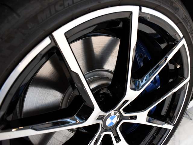 ＢＭＷ ８シリーズ Ｍ８５０Ｉ Ｘドライブ ４ＷＤ R1年 (関東) 99