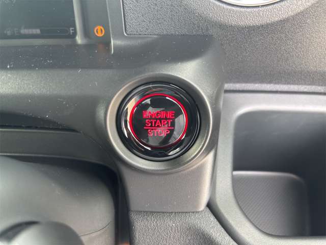 ホンダ Ｎ　ＢＯＸ カスタム ６６０ ターボ R7年 (近畿) 99