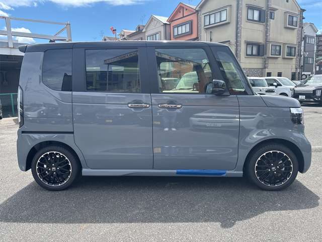 ホンダ Ｎ　ＢＯＸ カスタム ６６０ ターボ R7年 (近畿) 99