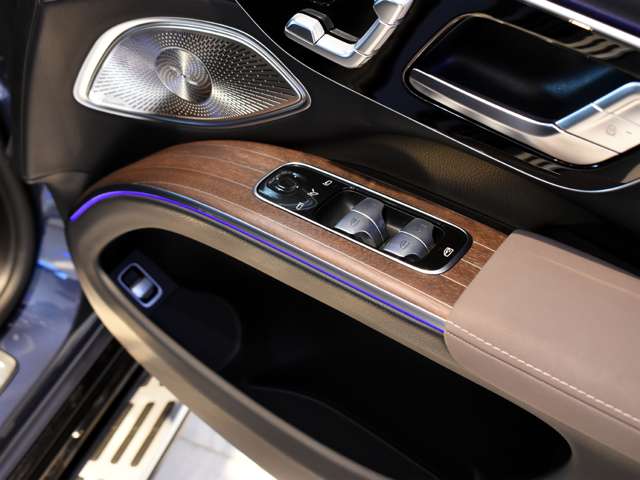 メルセデスベンツ ＥＱＳ　ＳＵＶ ５８０ ４マチック スポーツ ４ＷＤ R5年 (関東) 99