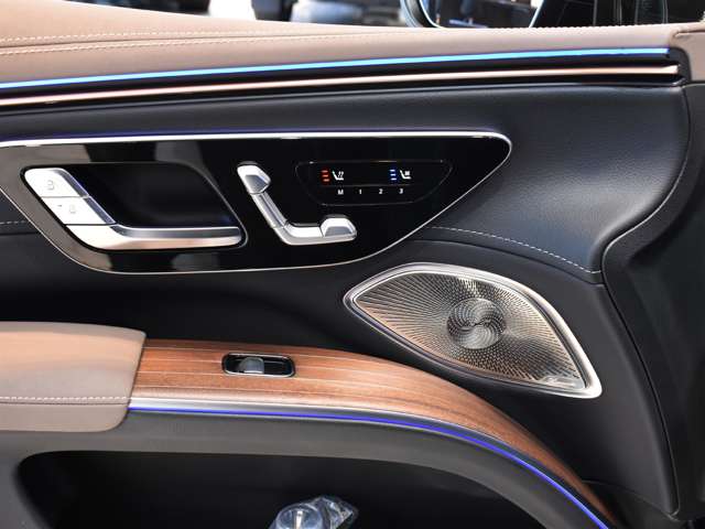 メルセデスベンツ ＥＱＳ　ＳＵＶ ５８０ ４マチック スポーツ ４ＷＤ R5年 (関東) 99