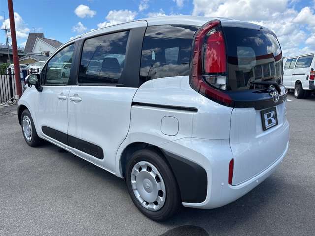 トヨタ シエンタ　ハイブリッド ハイブリッド １．５ Ｘ R7年 (近畿) 99