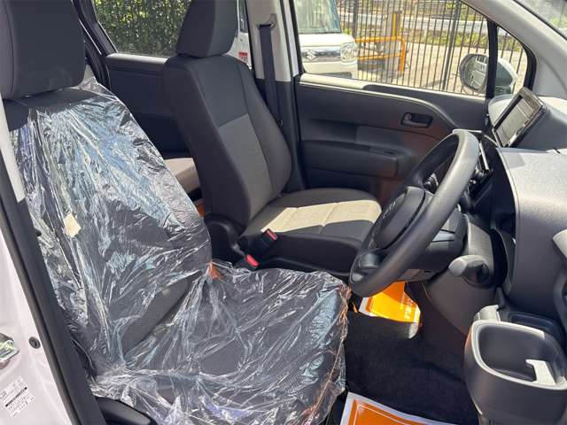 トヨタ シエンタ　ハイブリッド ハイブリッド １．５ Ｘ R7年 (近畿) 99