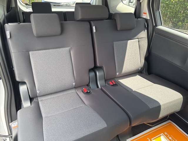 トヨタ シエンタ　ハイブリッド ハイブリッド １．５ Ｘ R7年 (近畿) 99