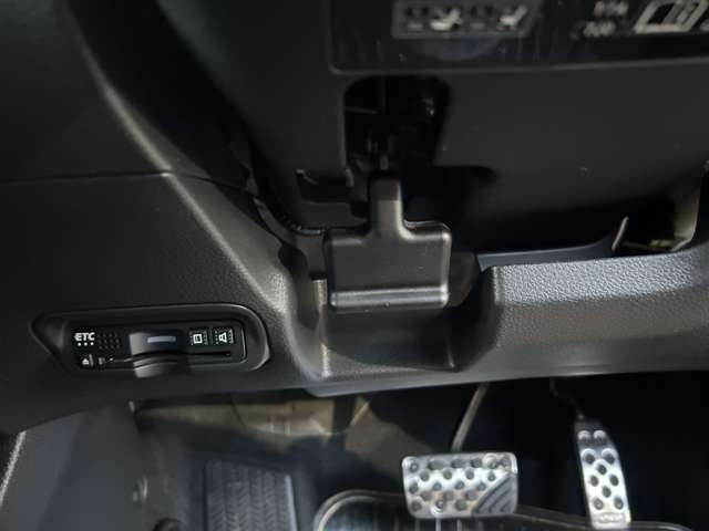 ホンダ ヴェゼル １．５ ハイブリッド ＲＳ ホンダセンシング H30年 (東海) 99