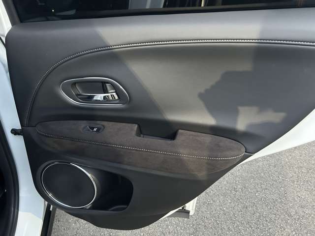 ホンダ ヴェゼル １．５ ハイブリッド ＲＳ ホンダセンシング H30年 (東海) 99