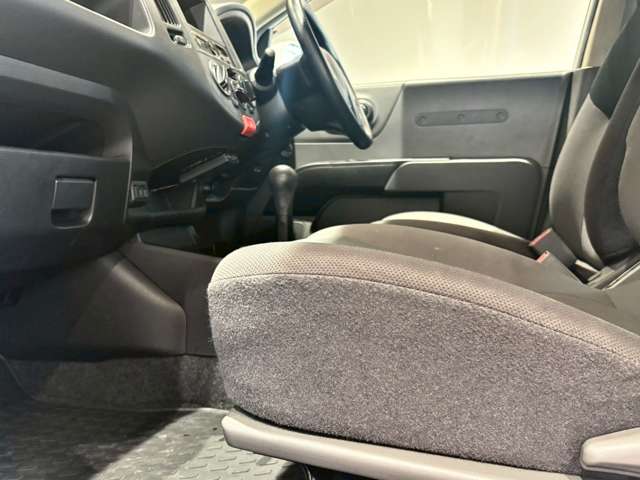 三菱 ランサーカーゴ １．５ １５Ｍ R1年 (近畿) 99