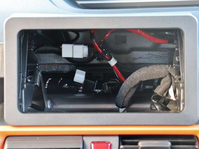 ダイハツ タント ６６０ ファンクロス ４ＷＤ R7年 (中国) 99