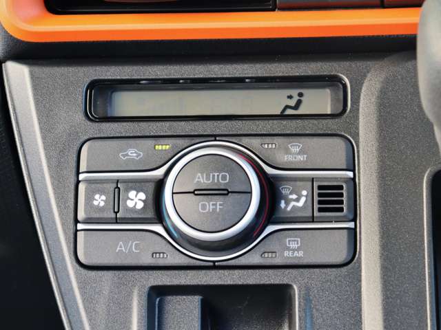 ダイハツ タント ６６０ ファンクロス ４ＷＤ R7年 (中国) 99