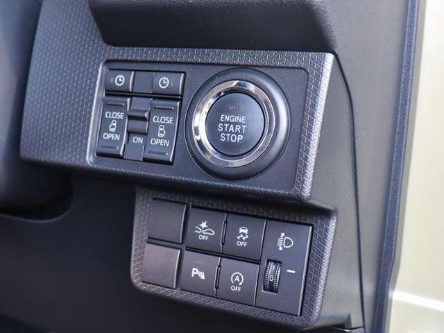 ダイハツ タント ６６０ ファンクロス ４ＷＤ R7年 (中国) 99