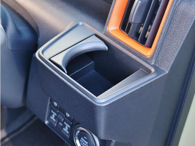 ダイハツ タント ６６０ ファンクロス ４ＷＤ R7年 (中国) 99
