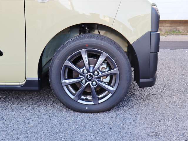 ダイハツ タント ６６０ ファンクロス ４ＷＤ R7年 (中国) 99