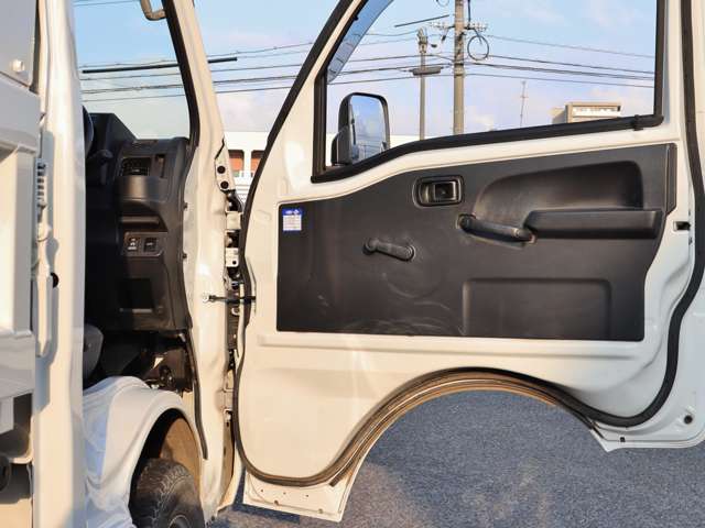 ダイハツ ハイゼットトラック ６６０ 多目的ダンプ ＳＡＩＩＩＴ 電動モーター式 ３方開 ４ＷＤ R3年 (中国) 99