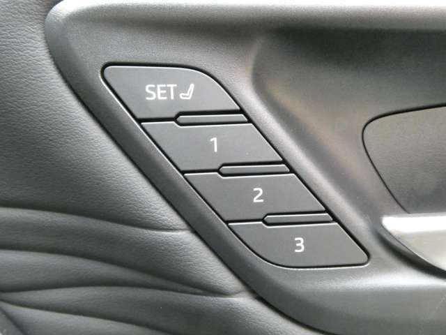 トヨタ アルファード ２．５ Ｚ R7年 (関東) 99