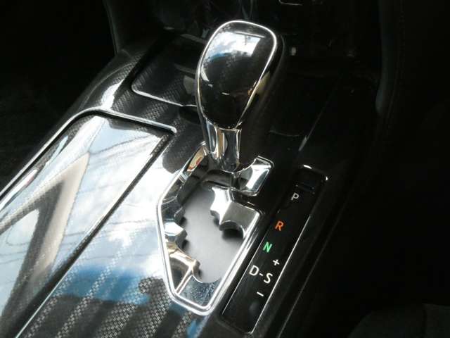 トヨタ クラウン　ハイブリッド ハイブリッド ２．５ Ｓ ブラックスタイル H27年 (関東) 99