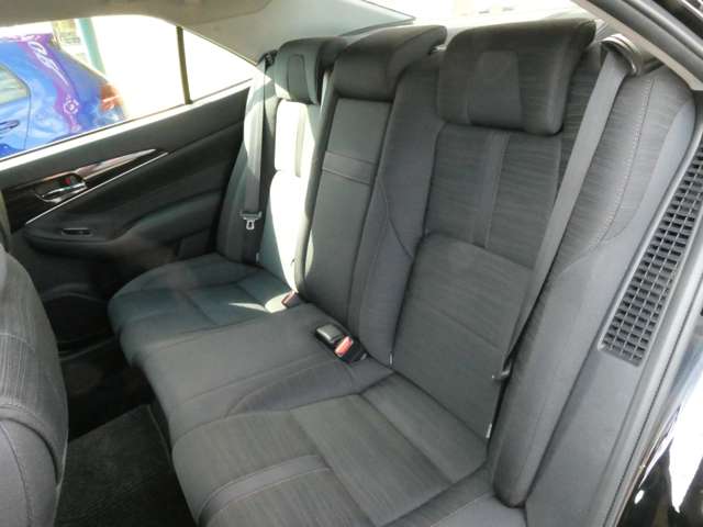 トヨタ クラウン　ハイブリッド ハイブリッド ２．５ Ｓ ブラックスタイル H27年 (関東) 99