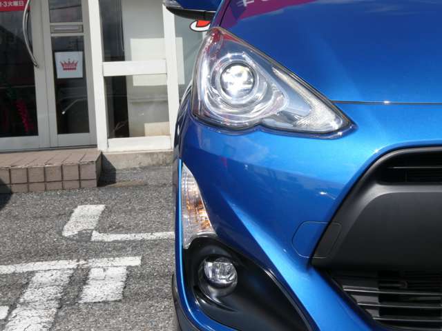 トヨタ アクア １．５ Ｘ－ＵＲＢＡＮ ソリッド H27年 (関東) 99