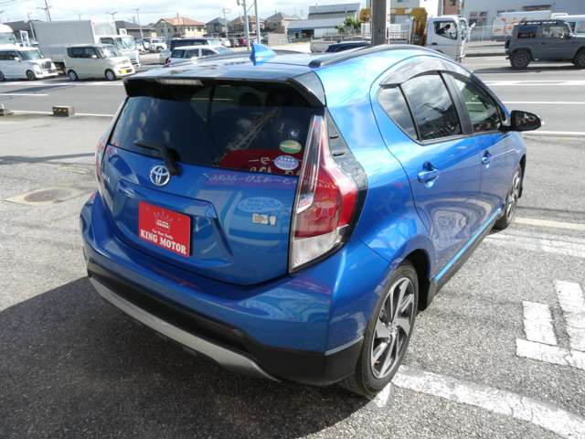 トヨタ アクア １．５ Ｘ－ＵＲＢＡＮ ソリッド H27年 (関東) 99