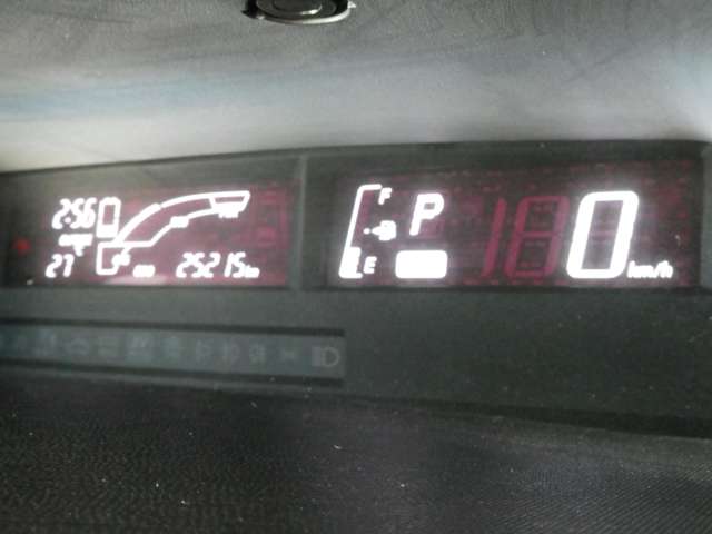 トヨタ アクア １．５ Ｘ－ＵＲＢＡＮ ソリッド H27年 (関東) 99