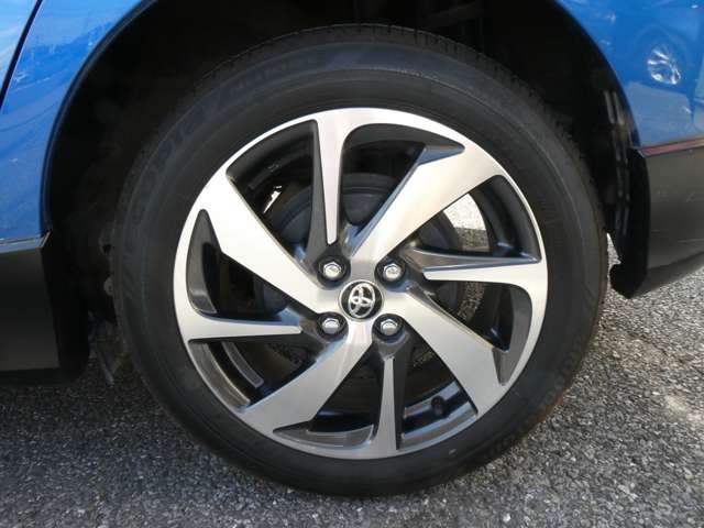 トヨタ アクア １．５ Ｘ－ＵＲＢＡＮ ソリッド H27年 (関東) 99