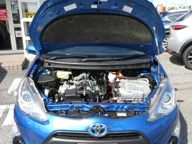 トヨタ アクア １．５ Ｘ－ＵＲＢＡＮ ソリッド H27年 (関東) 99