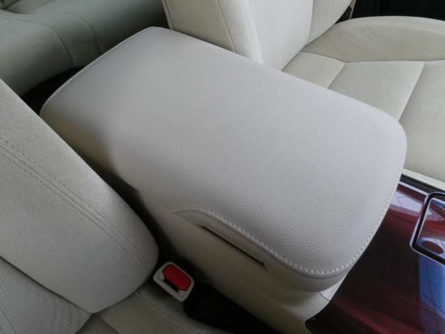 トヨタ クラウン ２．５ ロイヤルサルーン H26年 (関東) 99