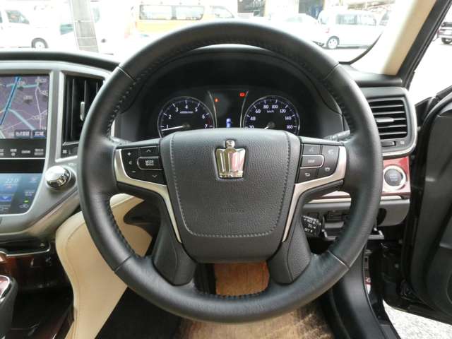 トヨタ クラウン ２．５ ロイヤルサルーン H26年 (関東) 99