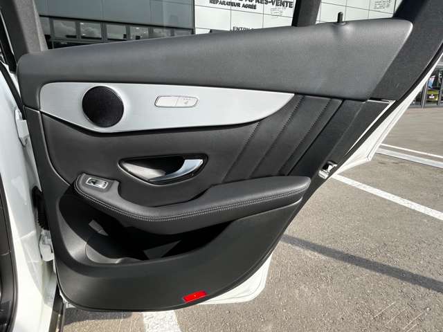 メルセデスベンツ ＧＬＣクラス ２２０ Ｄ ４マチック スポーツ ディーゼルターボ ４ＷＤ R1年 (東北) 99