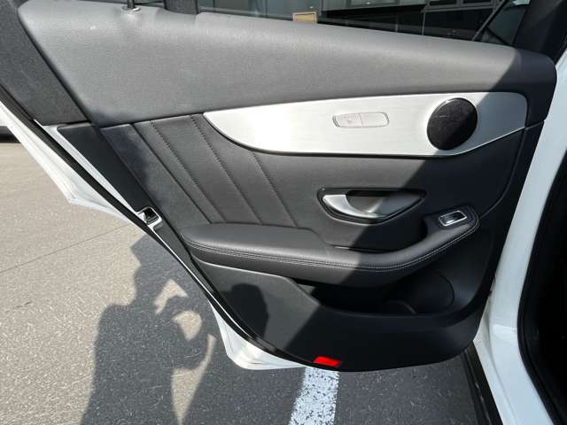 メルセデスベンツ ＧＬＣクラス ２２０ Ｄ ４マチック スポーツ ディーゼルターボ ４ＷＤ R1年 (東北) 99